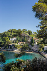 Fototapeta na wymiar French summer landscape, French Riviera, turquoise water