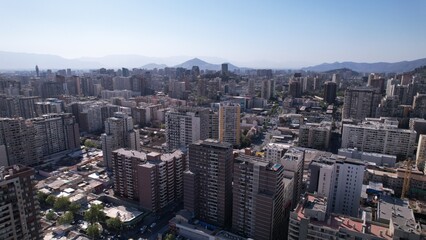 Fototapeta premium SANTIAGO, CHILE, PANORAMIC VIEW OF CENTER OF SANTIAGO