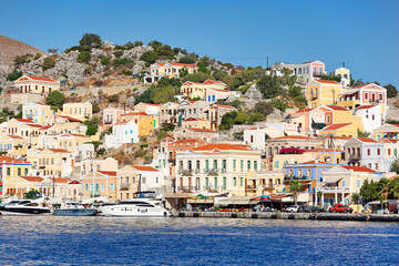 Fototapeta na wymiar The beautiful port of Symi, Greece