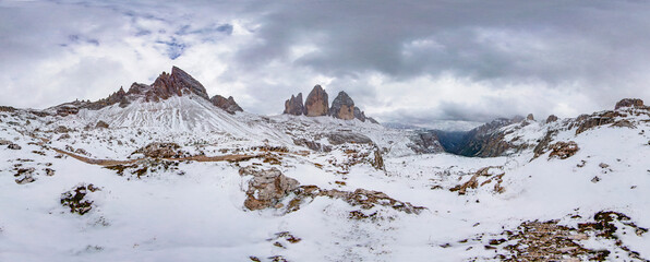 Drei Zinnen Rundwanderweg in den Dolomiten