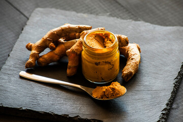 turmeric paste with turmeric root