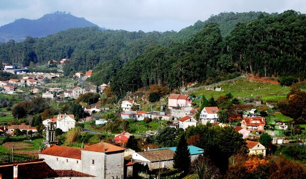 Parroquia de Morgadáns en Gondomar, Galicia