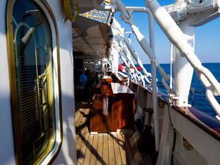 The perspective on the ship's board towards the bar.