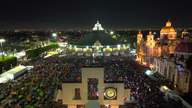 Aerial view over the Carrillon towards the Bas&iacute;lica, feast of the Virgen de Guadalupe night in Mexico city