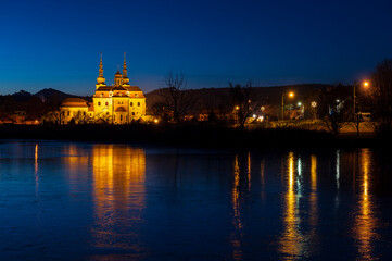 Obraz na płótnie Canvas Cathedral, Church, Velehrad, night, lake