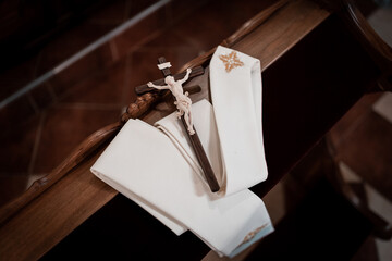 the cross on which the bride and groom swear,wedding ceremony