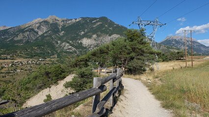 Fototapeta na wymiar Alpen Frankreich bei Guillestre
