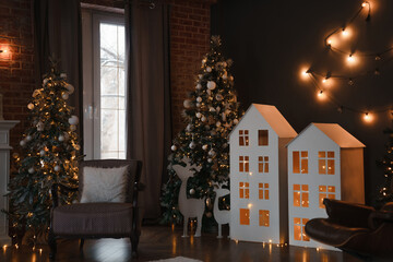 christmas tree in front of the house