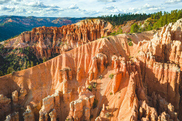 closeup view on sandstone hoodoos and mountain at bryce canyon