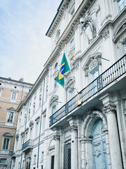 Brazilian Flag hoisted at the Brazilian Consulate in Rome, Italy. Bandeira do Brasil Hasteada no consulado do Brasil em Roma, Itália. - obrazy, fototapety, plakaty