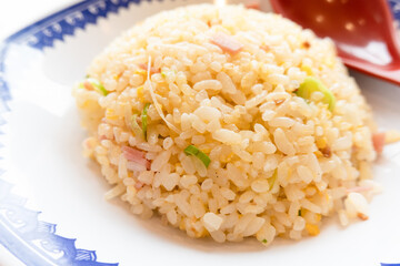 中華料理の定番「炒飯（チャーハン）」