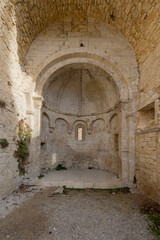 Ruines de la Chapelle du château des Hospitaliers à Le Poet Laval