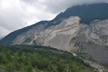 Il luogo da cui si è staccata la frana che ha causato la tragedia del Vajont il 9 ottobre 1963.