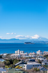 Obraz premium 神奈川県逗子市披露山からの湘南江ノ島と富士山