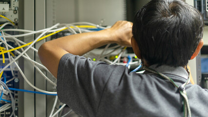Fiber Optic Fusion Splicing Cable checking signal and Wire connection with Fiber Optic Fusion...