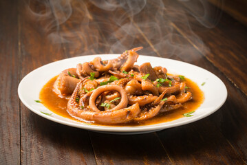 Calamares en salsa