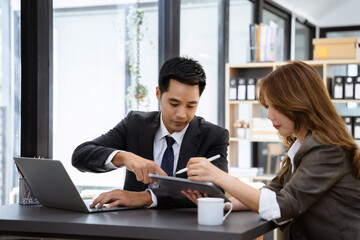 Business team present. professional investor working new start up project.