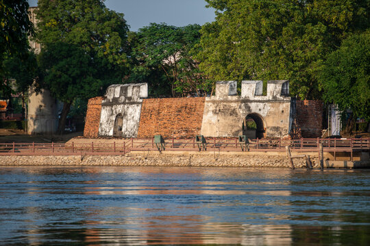 THAILAND AYUTTHAYA FORT PHET FORTRESS