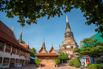 Fototapeta premium THAILAND AYUTTHAYA WAT YAI CHAI MONGKON