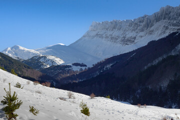 Pirineos Valles Occidentales Alanos Nieve