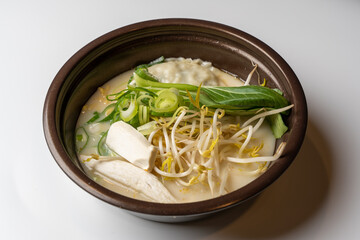 korea noodle and soup