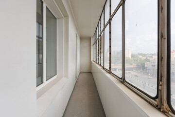 Fototapeta premium interior decoration of the interior of the balcony of a residential apartment. view from the balcony.