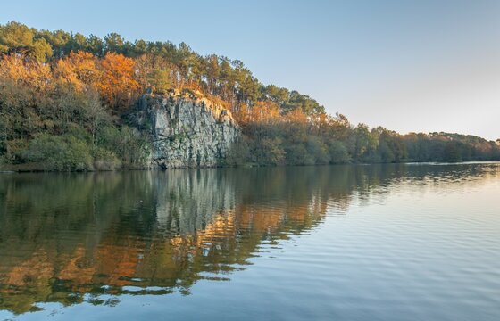 &icirc;le aux pies un soir d'automne et de beaux ses reflets