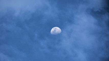 Stunning view of the moon during the day