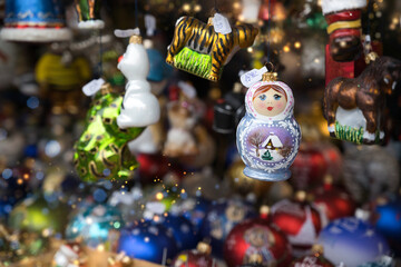 christmas decoration on the tree luxury, decorated, lovely, ornaments, light, tradition, bauble, decor, sparkle, baubles, luxurious, chirstmas, glittering, christmas eve, yule