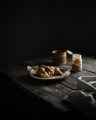 croissant with honey