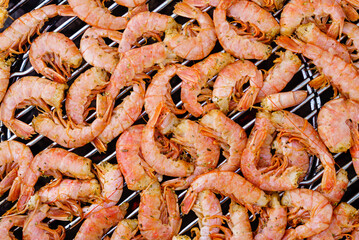 grilled shrimps on the grill