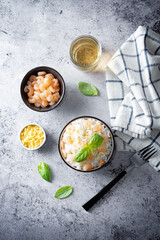 Garlic cream shrimp rice with cheese