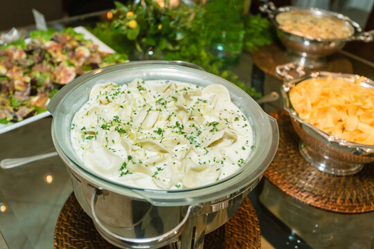 Jantar de luxo, jantar de alto padr&atilde;o, macarrao