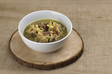 stewed lamb soup served with fried onions