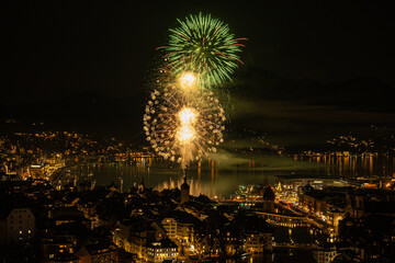Neujahrsfeuerwerk, 1. Januar, Luzern, Schweiz