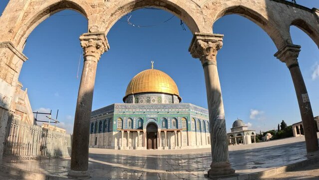 Dome of the Rock in Jerusalem, one of the first Islamic buildings constructed