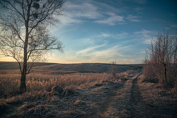 Obraz premium Winter sunrise on river