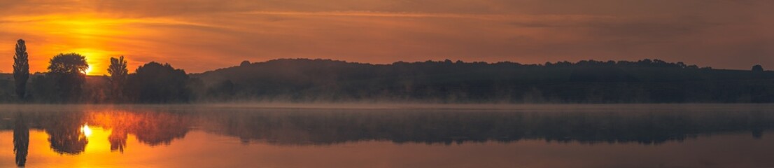 Fototapeta premium Sunrise on river