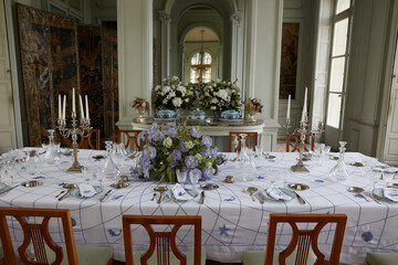 Fototapeta na wymiar Bizy Castle dining hall table