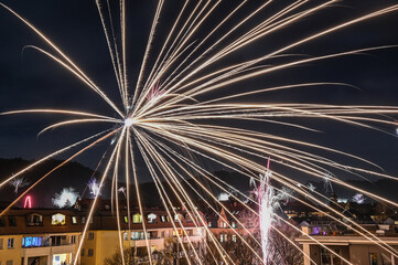 Feuerwerk an Silvester zum Jahreswechsel