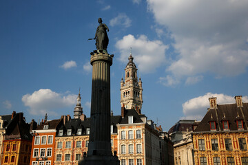 Fototapeta na wymiar Lille Grand Place. Column of the Goddess.