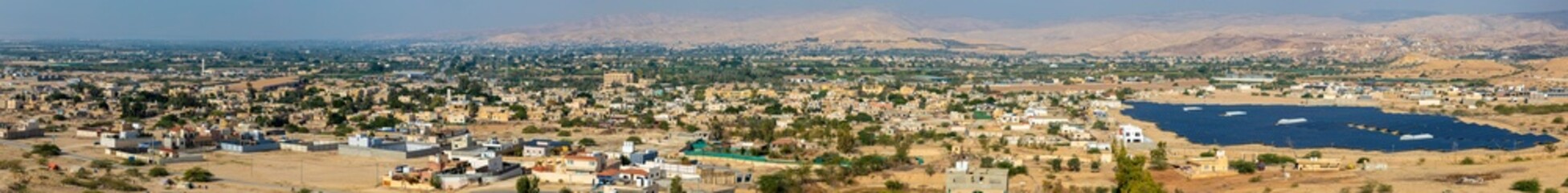 Fototapeta na wymiar الغور- بلدة سويمة والراما وجبال الكرامة - الاردن - Al-Ghor - the town of Sowayma, Al-Rama and the Karama Mountains - Jordan