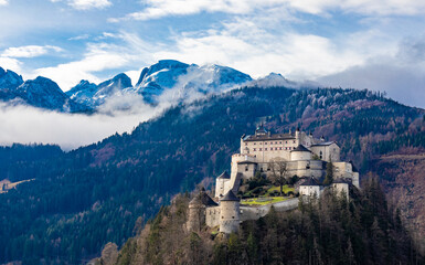 Obraz premium Erlebnisburg Hohenwerfen (Hohenwerfen castle), Austria
