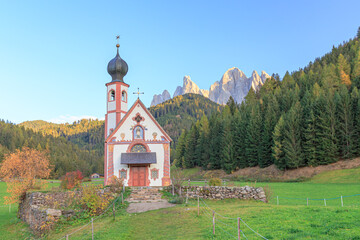 Church San Giovanni in Ranui in the Val di Funes Chiesetta di San Giovanni