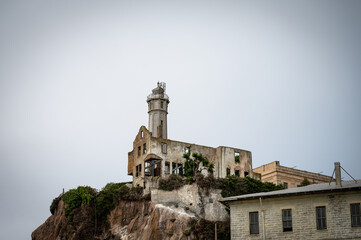 Fototapeta na wymiar Abandoned Lighthouse in the little island prison of Alcatraz