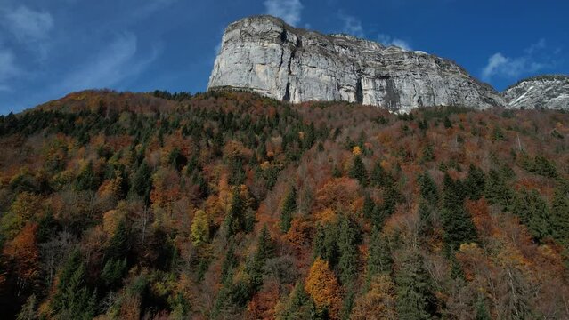 Montagne de la Tête à Turpin en automne
