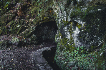 Grotte de la Levada do Caldeirão
