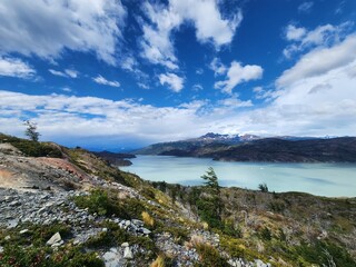 Storms over mountains next to Lago Grey (Grey Lake) on the 