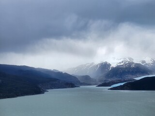 Storms over mountains next to Lago Grey (Grey Lake) and Glaciar Grey (Grey Glacier) on the "W" Trek, Torres del Paine, Chile