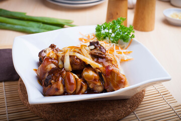 Photo Butter fried chicken, this dish is a typical Asian food